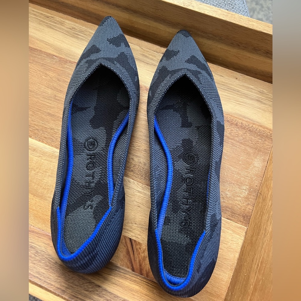 Rothy’s Midnight Camo Points (EUC) 9.5